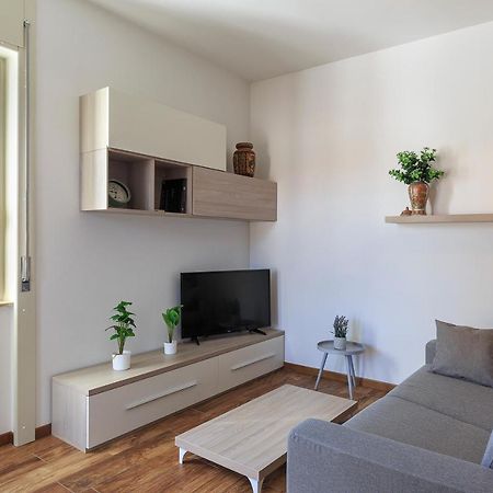 Appartamento Celio - By Impero House Stresa Exterior photo